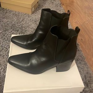 Just Fab Black Abby Boots